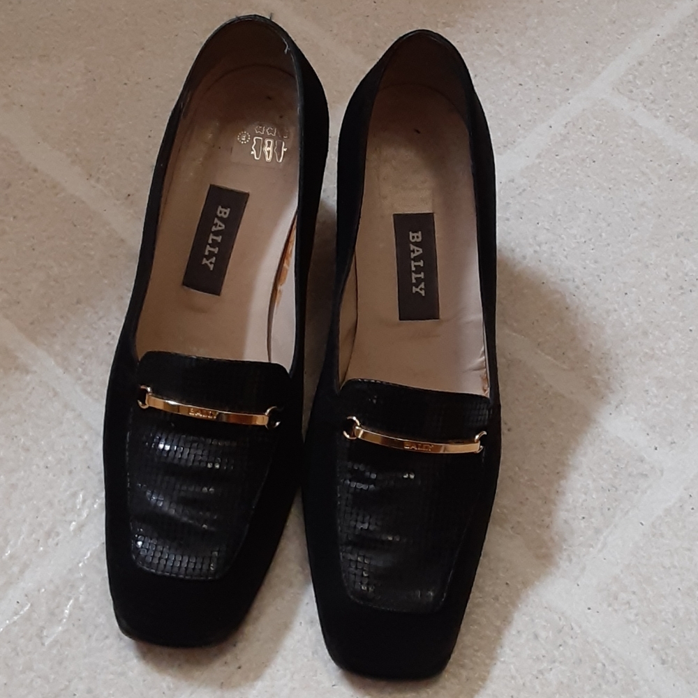 BALLY PUMPS